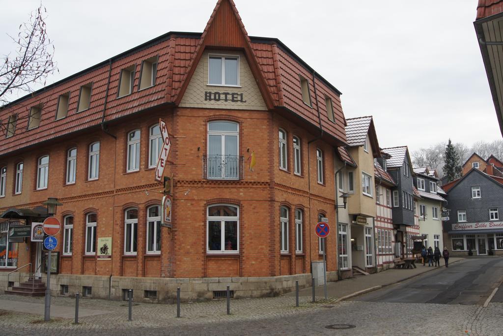 Hotel "Drei Rosen" Ohg Regina & Hans - Peter Fassbinder Leinefelde-Worbis Dış mekan fotoğraf
